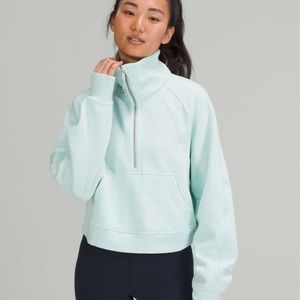 NWOT Lululemon Scuba funnel neck - Delicate mint M/L